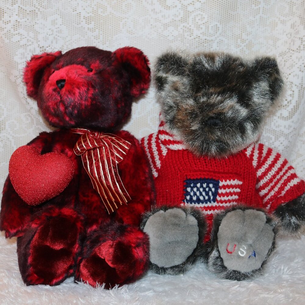Lot of 2 plush teddy bears great gifts clean ready to play with